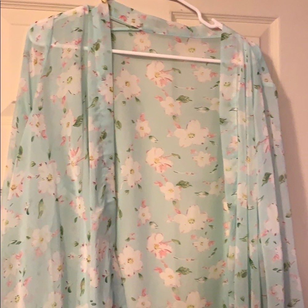 Mint floral kimono